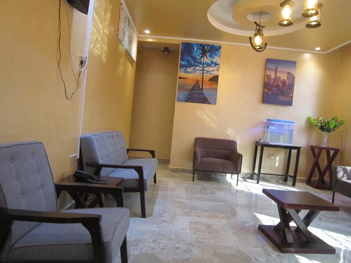 Jakicha Motel Дар ес Саалам Екстериор снимка