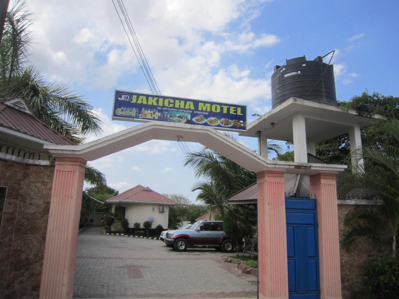 Jakicha Motel Дар ес Саалам Екстериор снимка